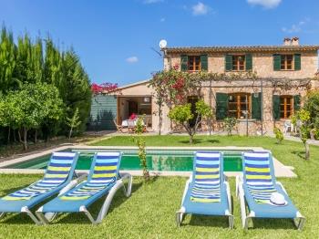Beautiful Mallorcan Villa with pool in Soller - Apartamento en Sollér